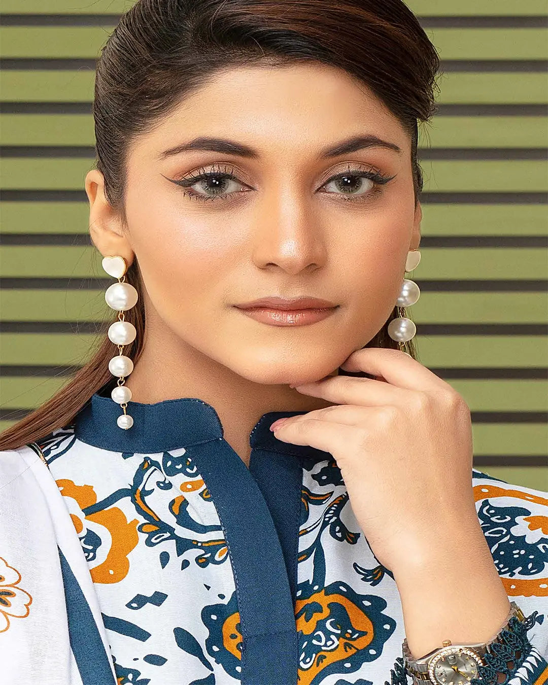 Samifa Presents Dua by Fiza Noor Branded 3 Pc Unstitched Printed Khaddar – Misty Ice Grey