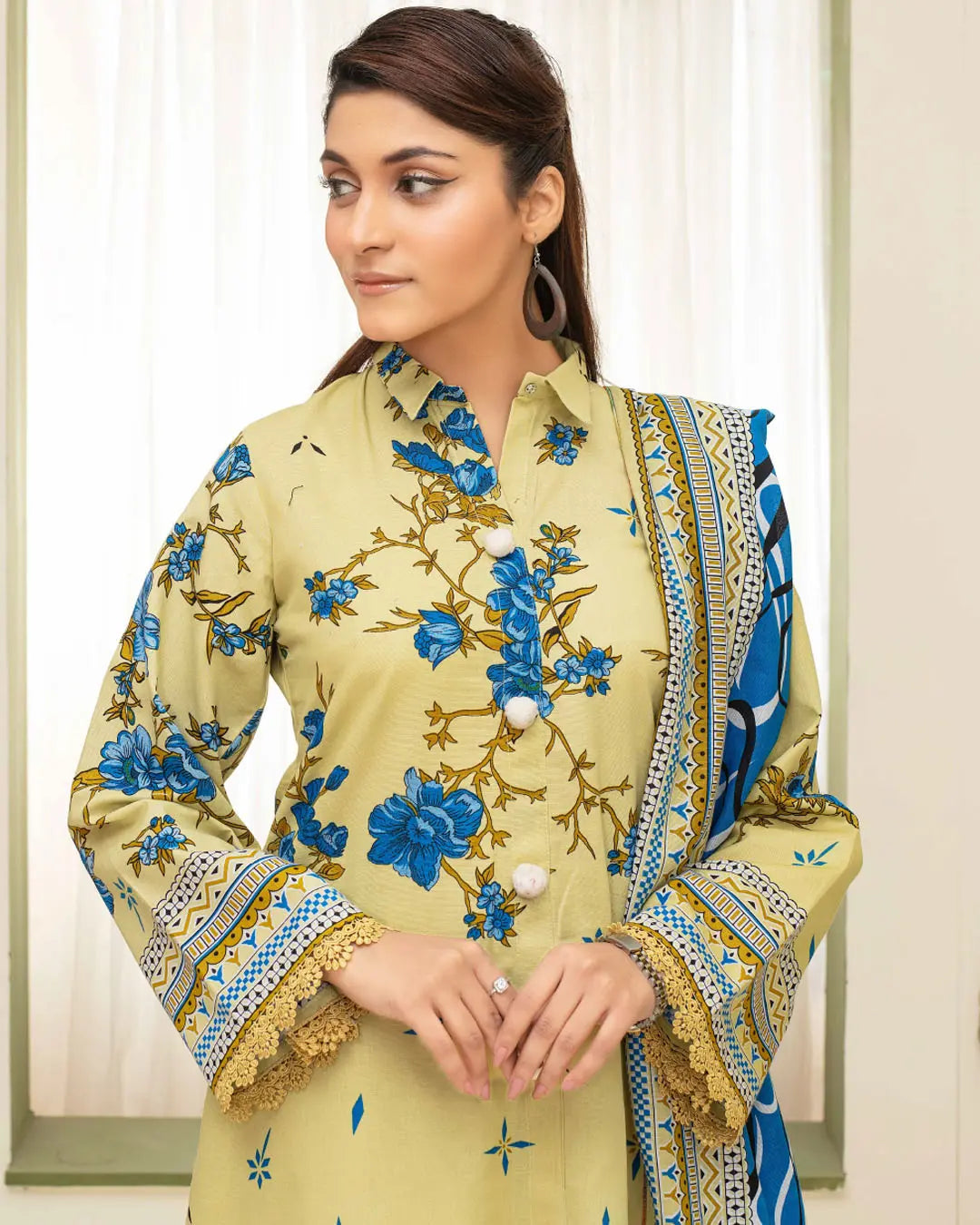 Samifa Presents Dua by Fiza Noor Branded 3 Pc Unstitched Printed Khaddar – Golden Honey Beige