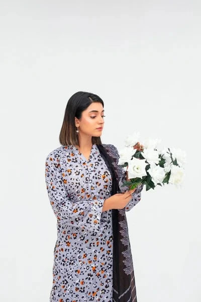 Unstitched Lawn 3 Piece Suit – Elegant Printed Shirt, Trouser & Dupatta by Samifa. - Samifa.