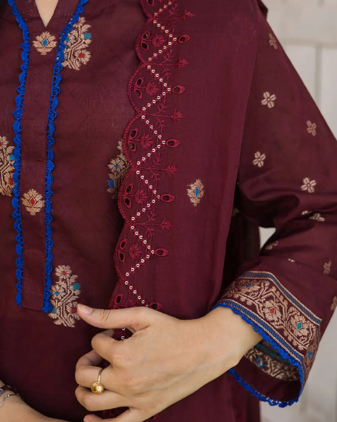 Samifa Presents Bonanza Branded Unstitched Luxury Jacquard Embroidered Collection with Cutwork Dupatta – Deep Plum Maroon