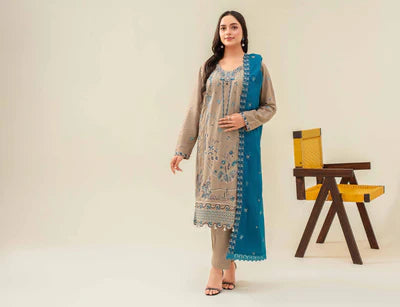 Samifa Presents Abro by Fiza Noor Unstitched Embroidered Winter Festival Branded Karandi 3 Pc Suit – Warm Sand Beige