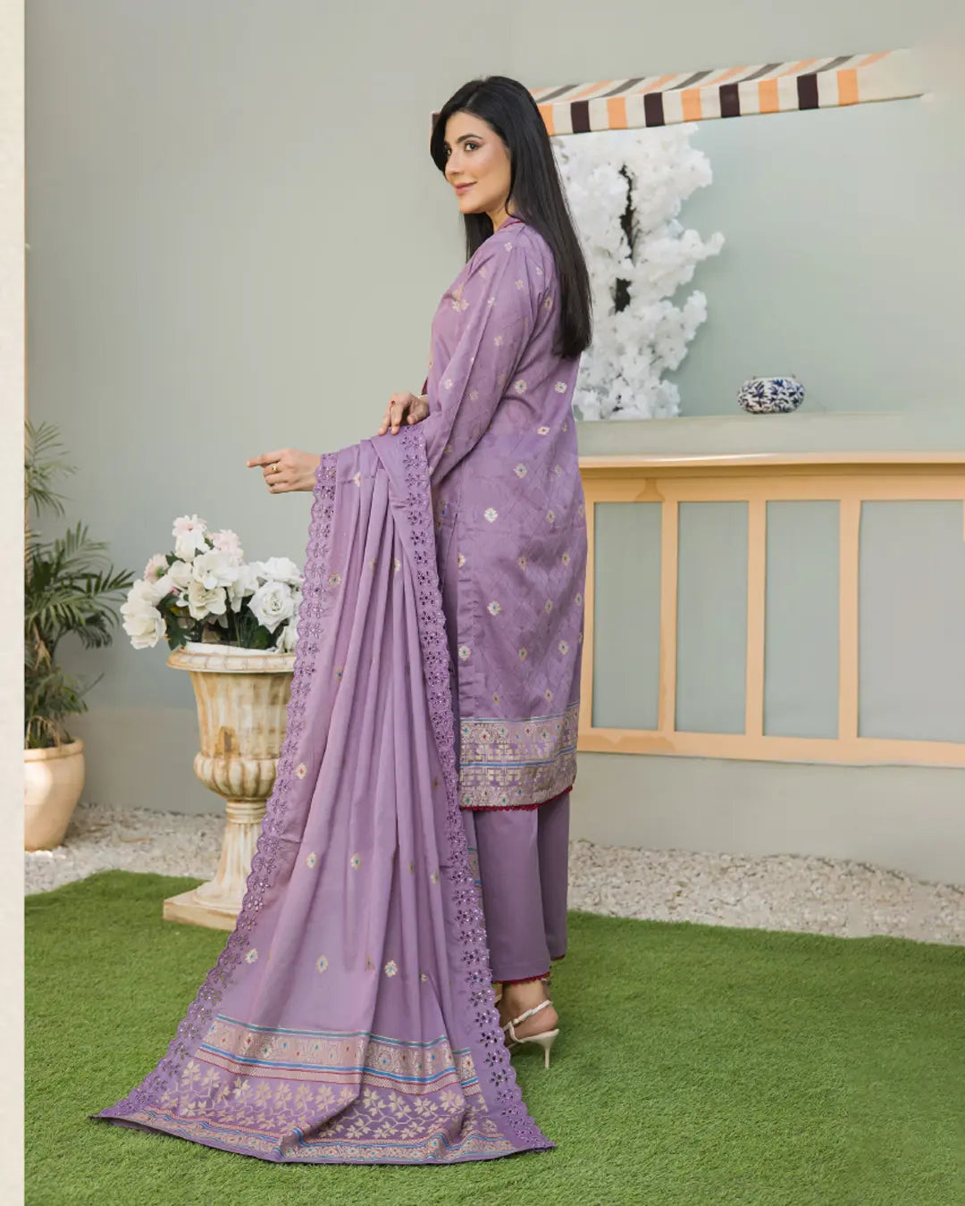 Samifa Presents Bonanza Branded Unstitched Luxury Jacquard Embroidered Collection with Cutwork Dupatta – Soft Lilac Mauve