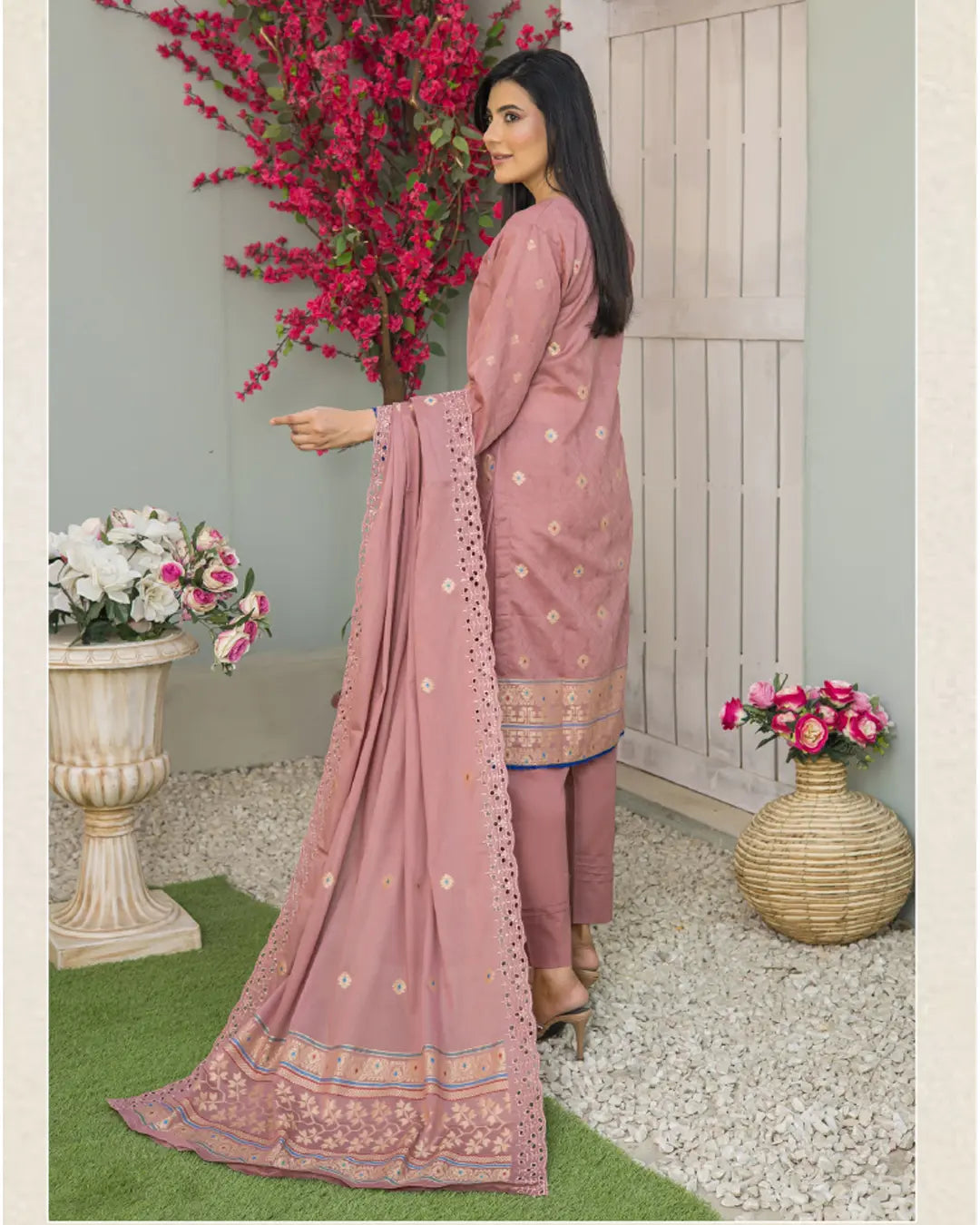Samifa Presents Bonanza Branded Unstitched Luxury Jacquard Embroidered Collection with Cutwork Dupatta – Warm Muted